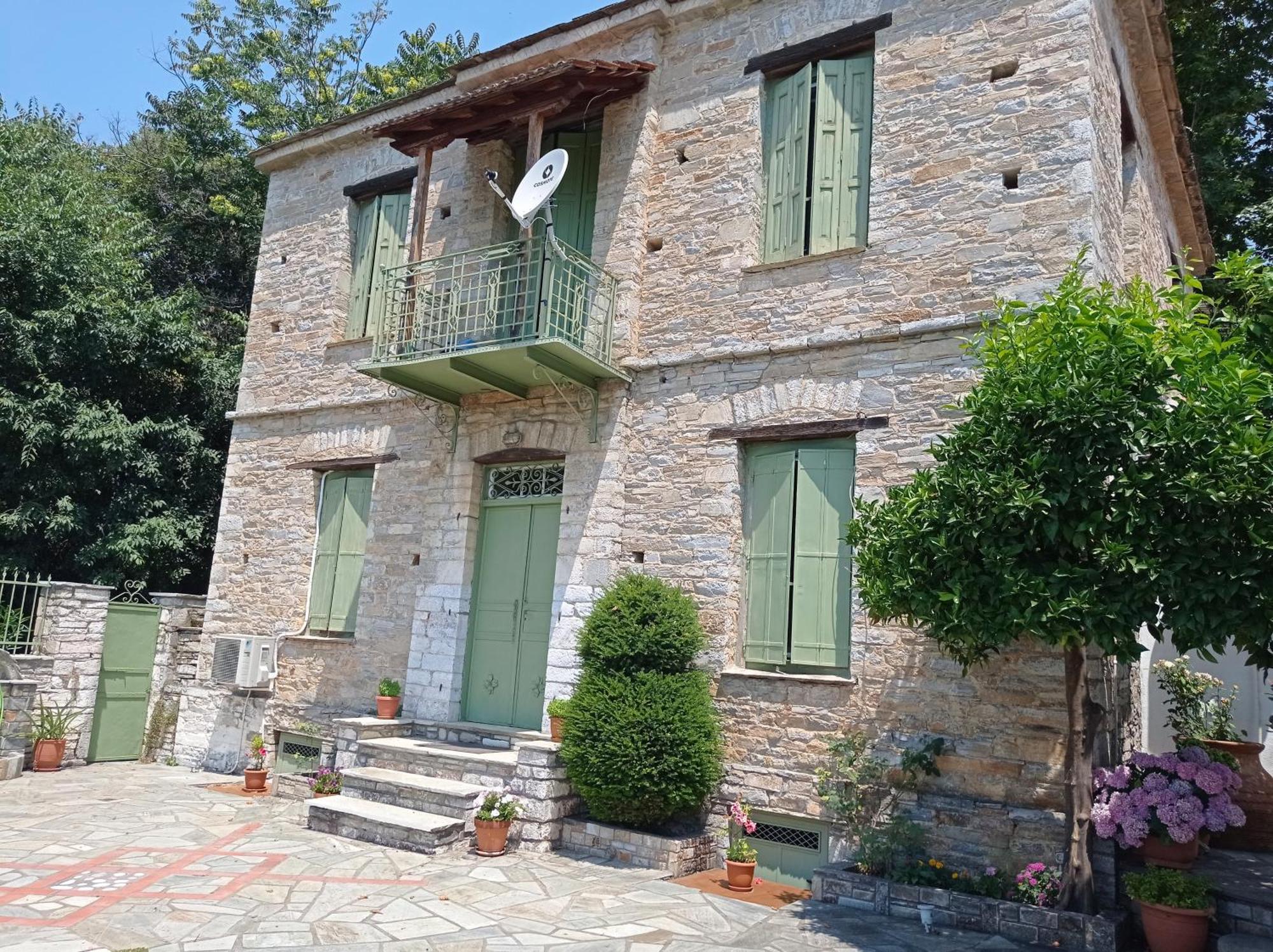 Marina Traditional Stonehouse Afétai Esterno foto